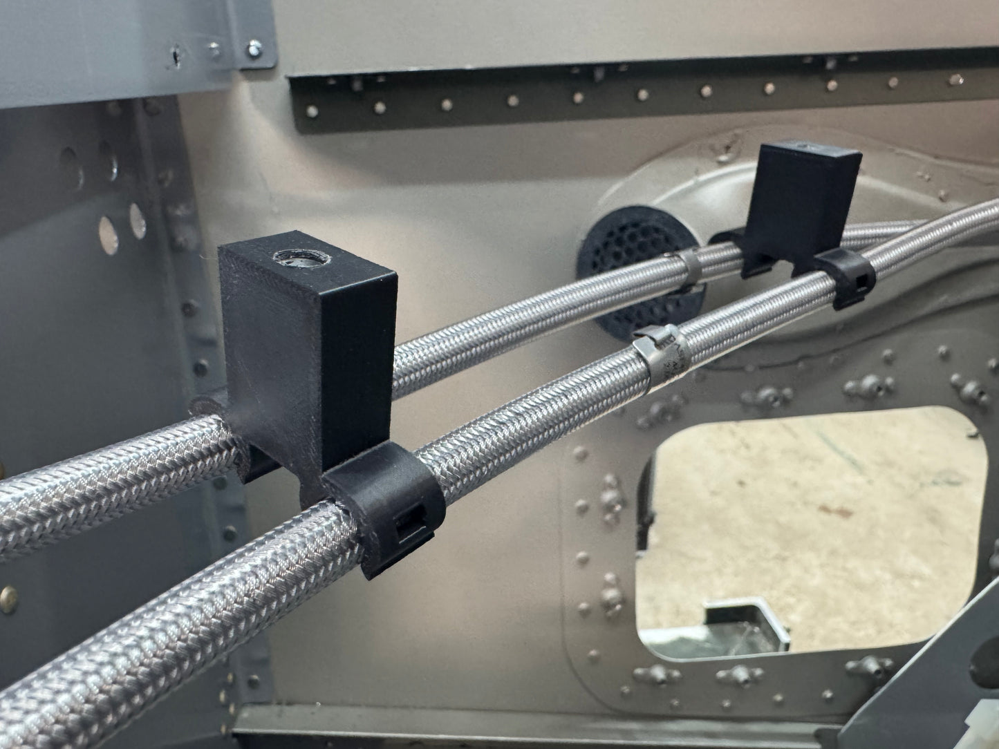 5 pack ASA Dual AN4 Brake Line Retainer Clip with Built in Standoffs – RV-Series (Zip-Tie + #6 Mount)